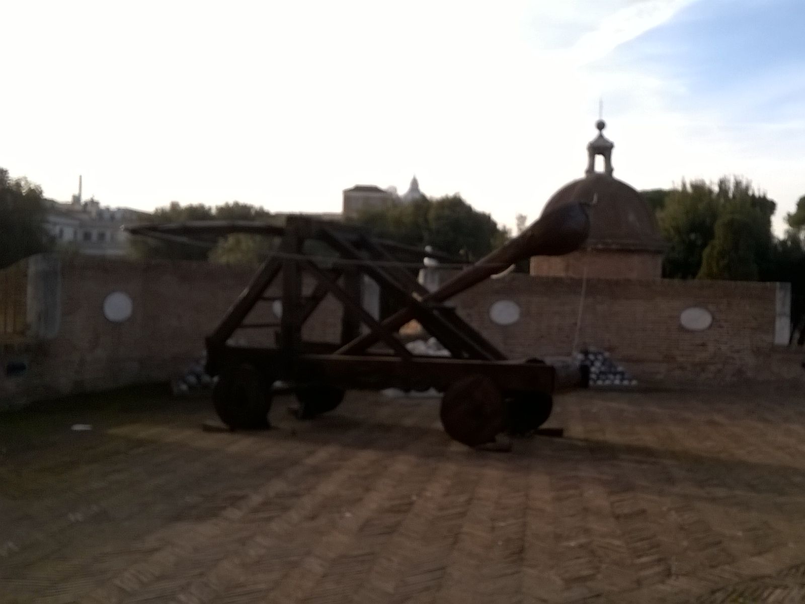Катапульта в замке Святого Ангела  