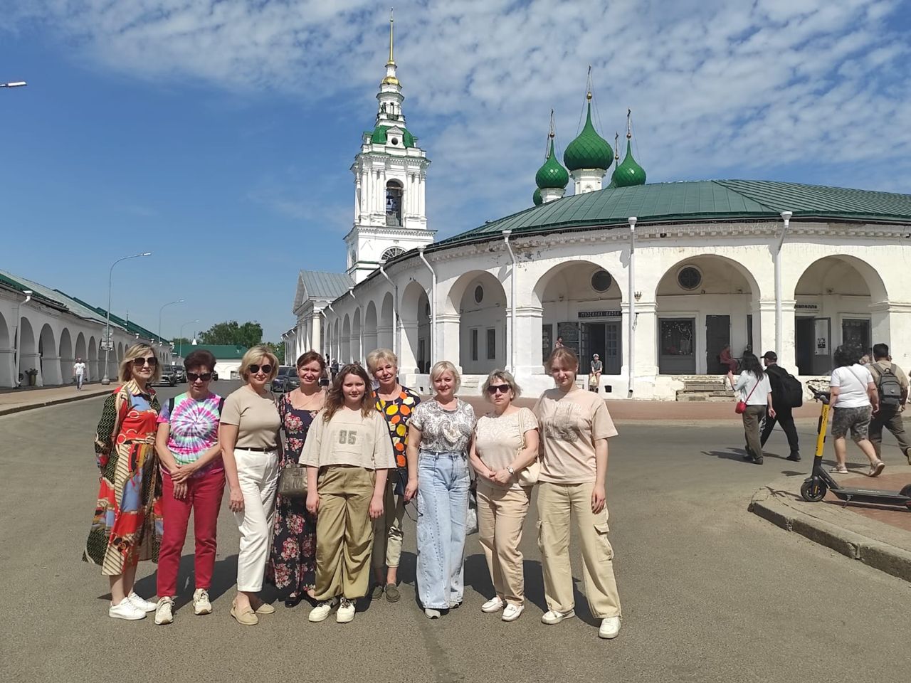 Групповая экскурсия по Костроме: золотой ключик к истории России - групповая экскурсия в Костроме пешком длительностью 1.5 часа с количеством участников до 20 человек цена экскурсии 800₽