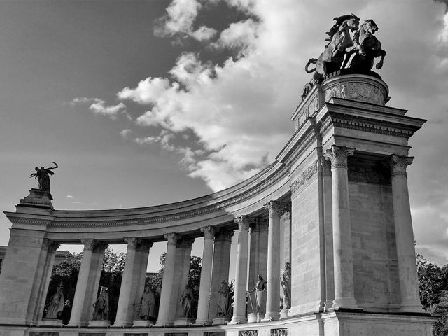 Обзорная экскурсия по площади Героев и парку Варошлигет — фото 3