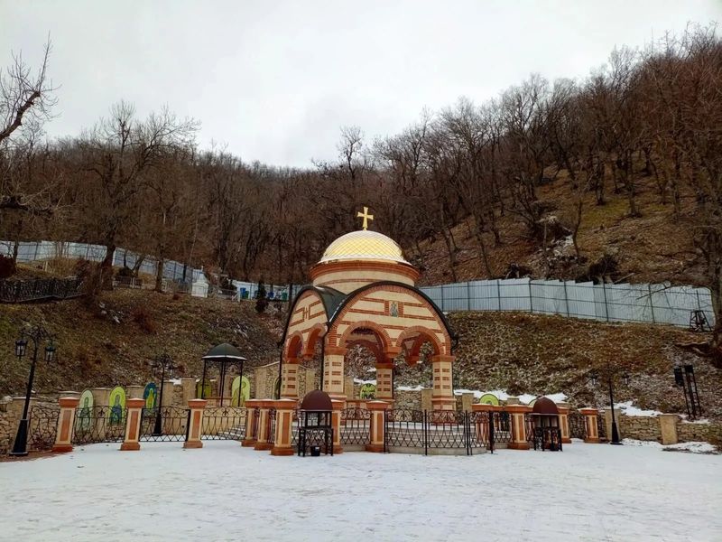 Территория обители