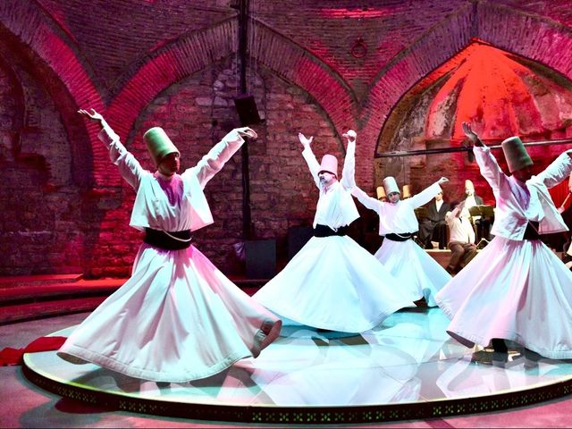 Посещение духовной церемонии дервишей — "Сема"