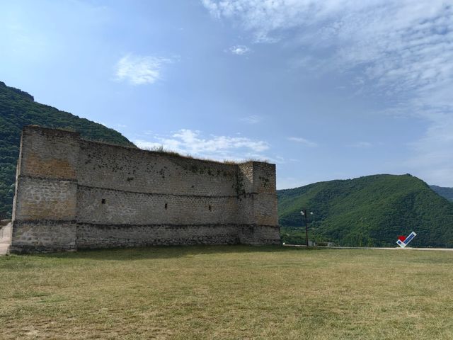 Экскурсия к Ханагскому водопаду, крепости 7 братьев + "Лунь" — фото 3