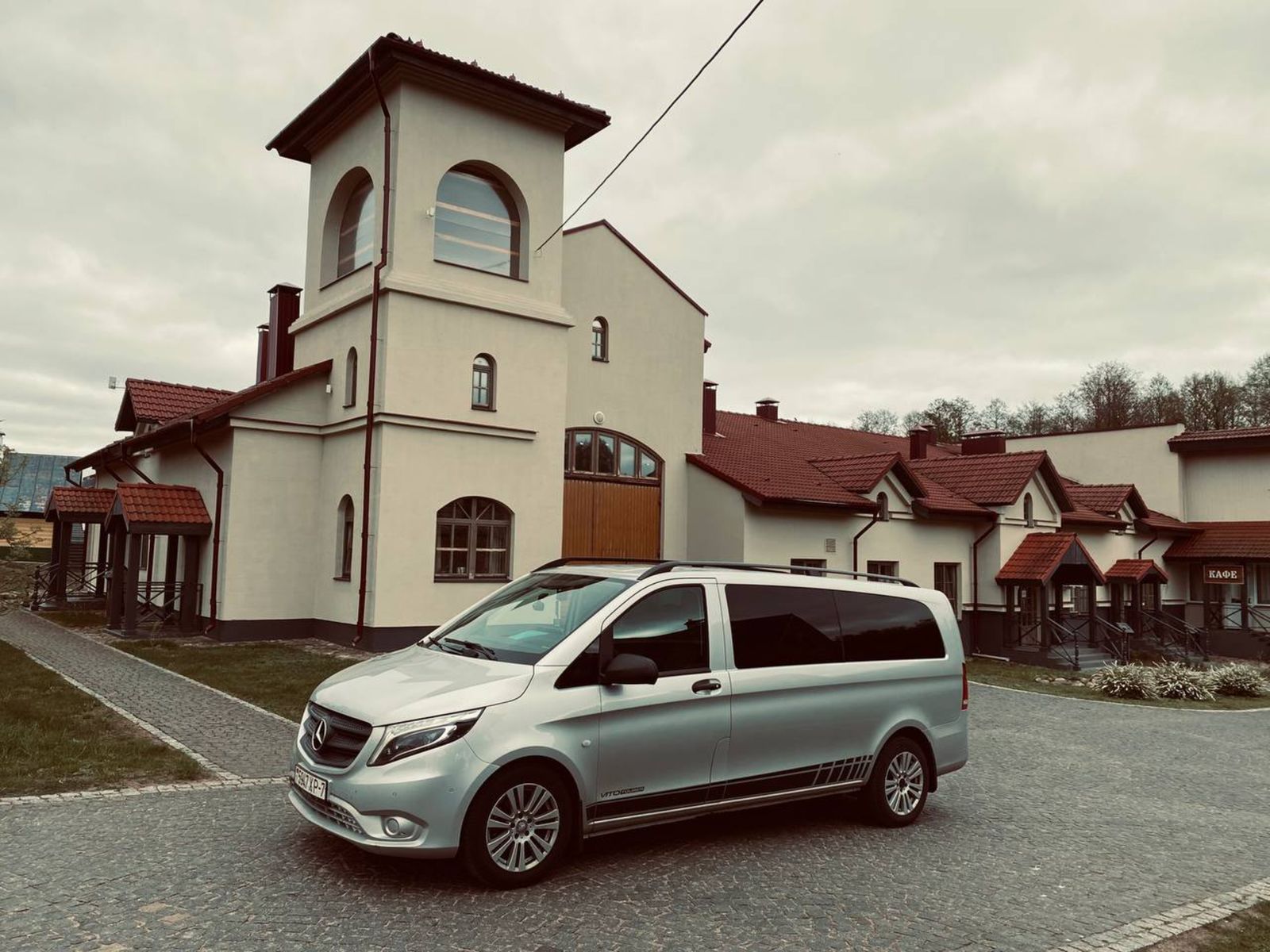 Mercedes Vito 8 пассажиров