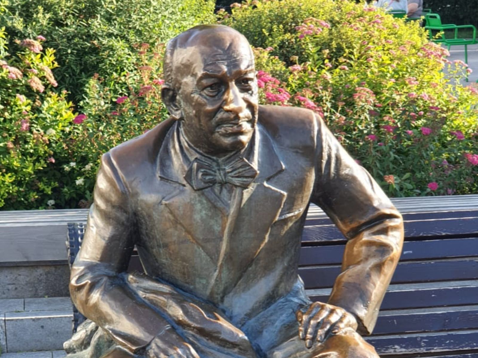 Памятник