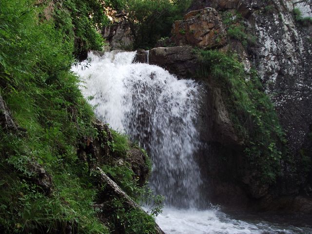 Групповая обзорная экскурсия из Пятигорска к Медовым водопадам — фото 2