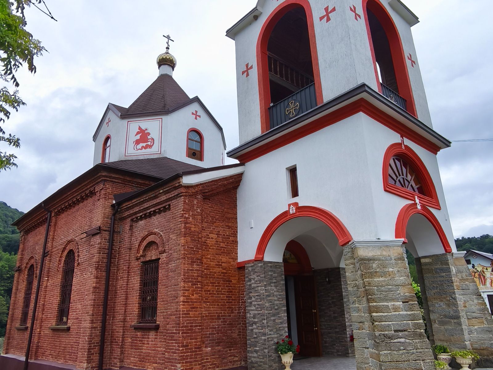 Храм