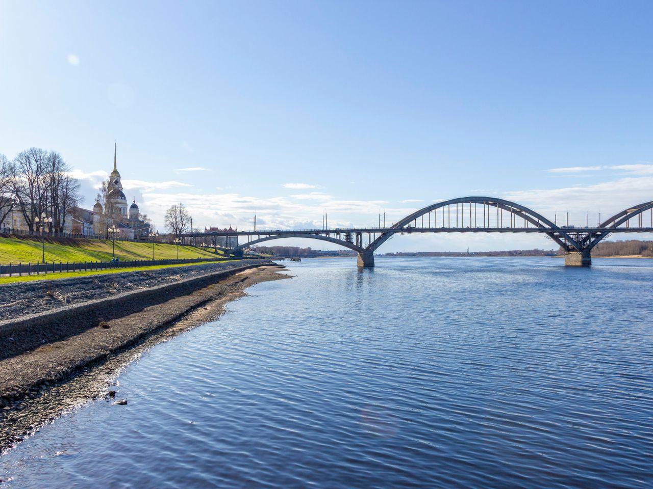 Индивидуальная экскурсия в Рыбинске— край хлеба, хмеля и бурлаков - индивидуальная экскурсия в Рыбинске пешком длительностью 2 часа с количеством участников до 6 человек цена экскурсии 7000₽
