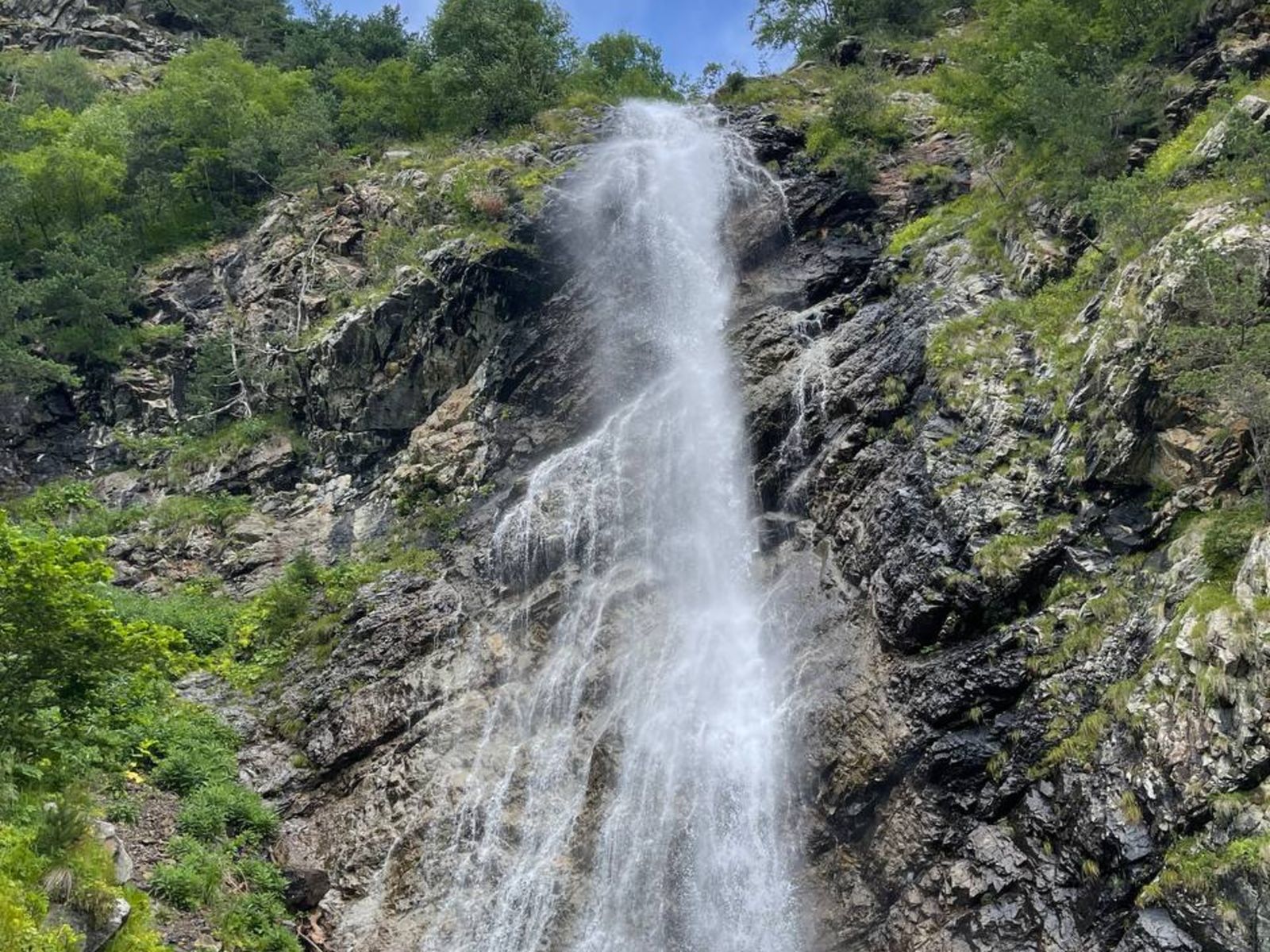 водопад