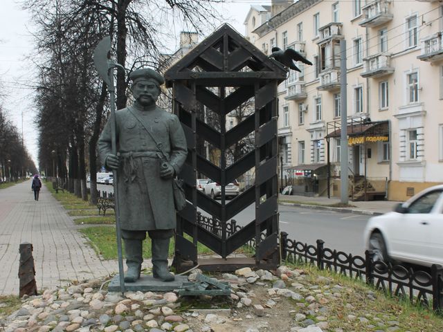 Индивидуальная обзорная экскурсия по первому соцгородку Ярославля
