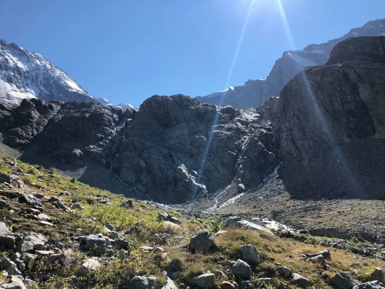 Групповая обзорная экскурсия из Пятигорска к горе Уллу-Тау - групповая экскурсия в Пятигорске на автобусе длительностью более 12 часов с количеством участников более 20 человек цена экскурсии 3200₽
