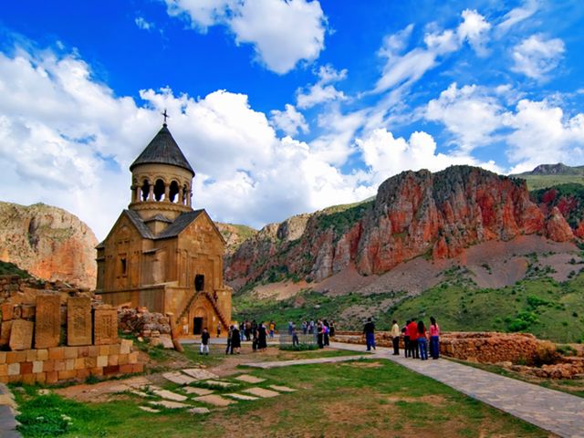 Индивидуальная экскурсия из Еревана к Нораванку и Хор Вирапу — фото 2
