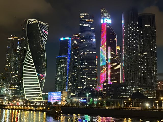 2-дневная обзорная экскурсия "Лучшие точки Москвы + парк Патриот" — фото 3