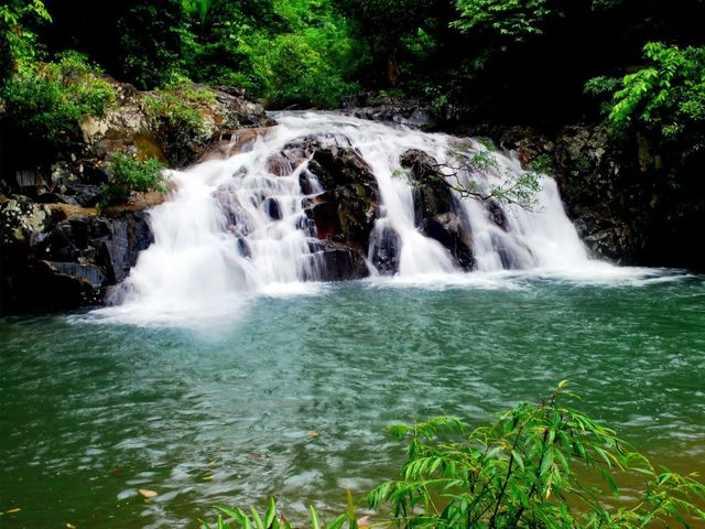 Обзорная экскурсия из Нячанга в горы и к водопаду Янг Бэй