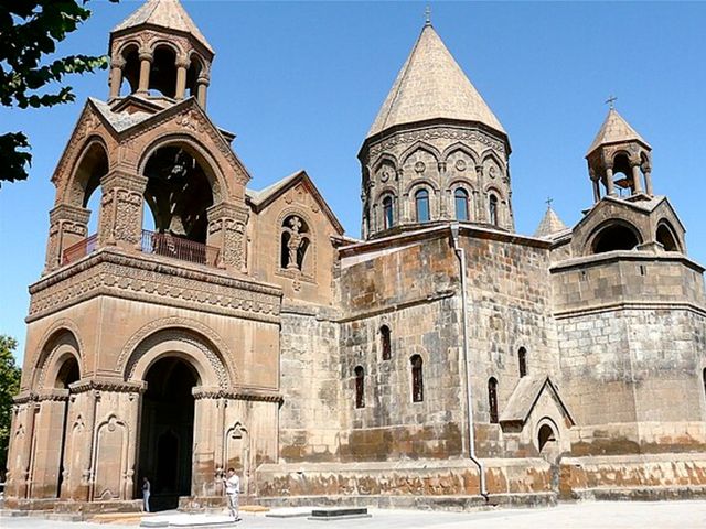 Индивидуальная экскурсия в Вагаршапат — Богом созданный город — фото 2