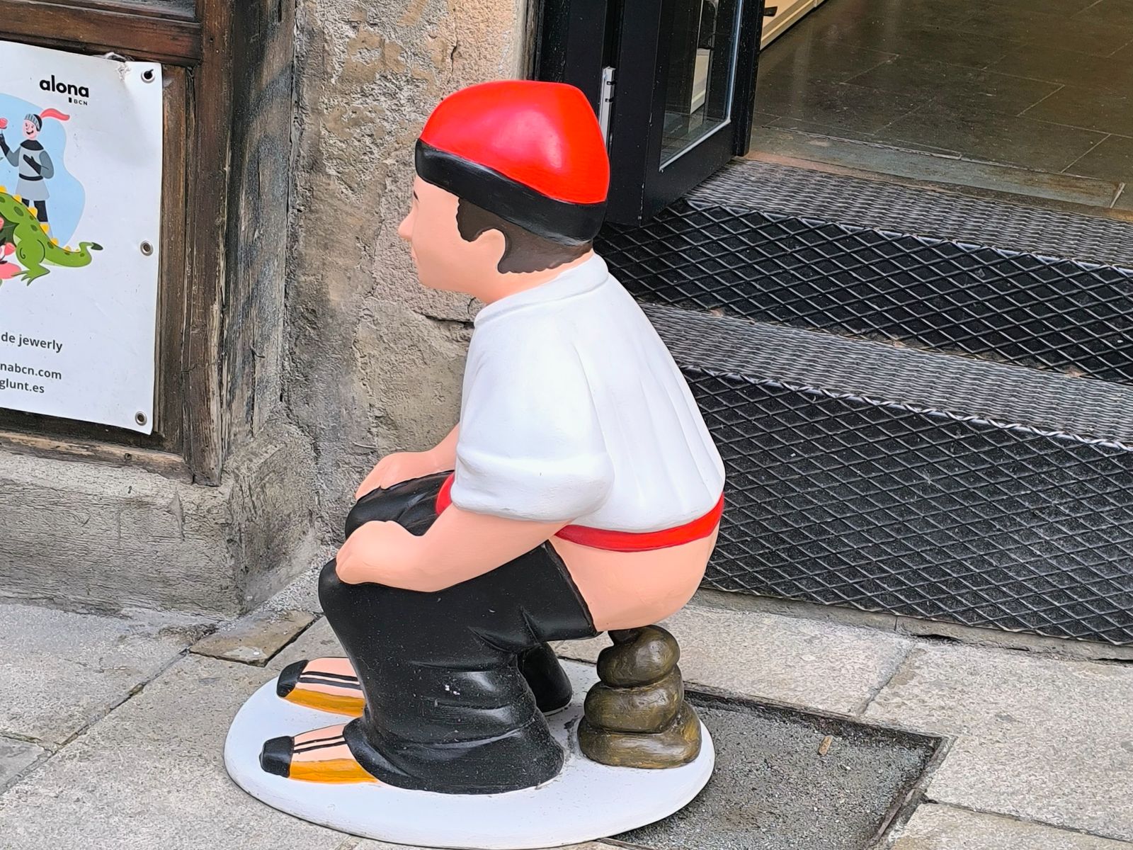 Caganer, или «какающий человек»