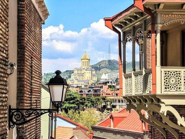 Групповая экскурсия в Тбилиси: город во всей самобытности и красе — фото 2