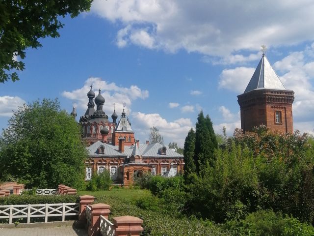Экскурсия из Козельска в Оптину пустынь, Клыково и Шамордино