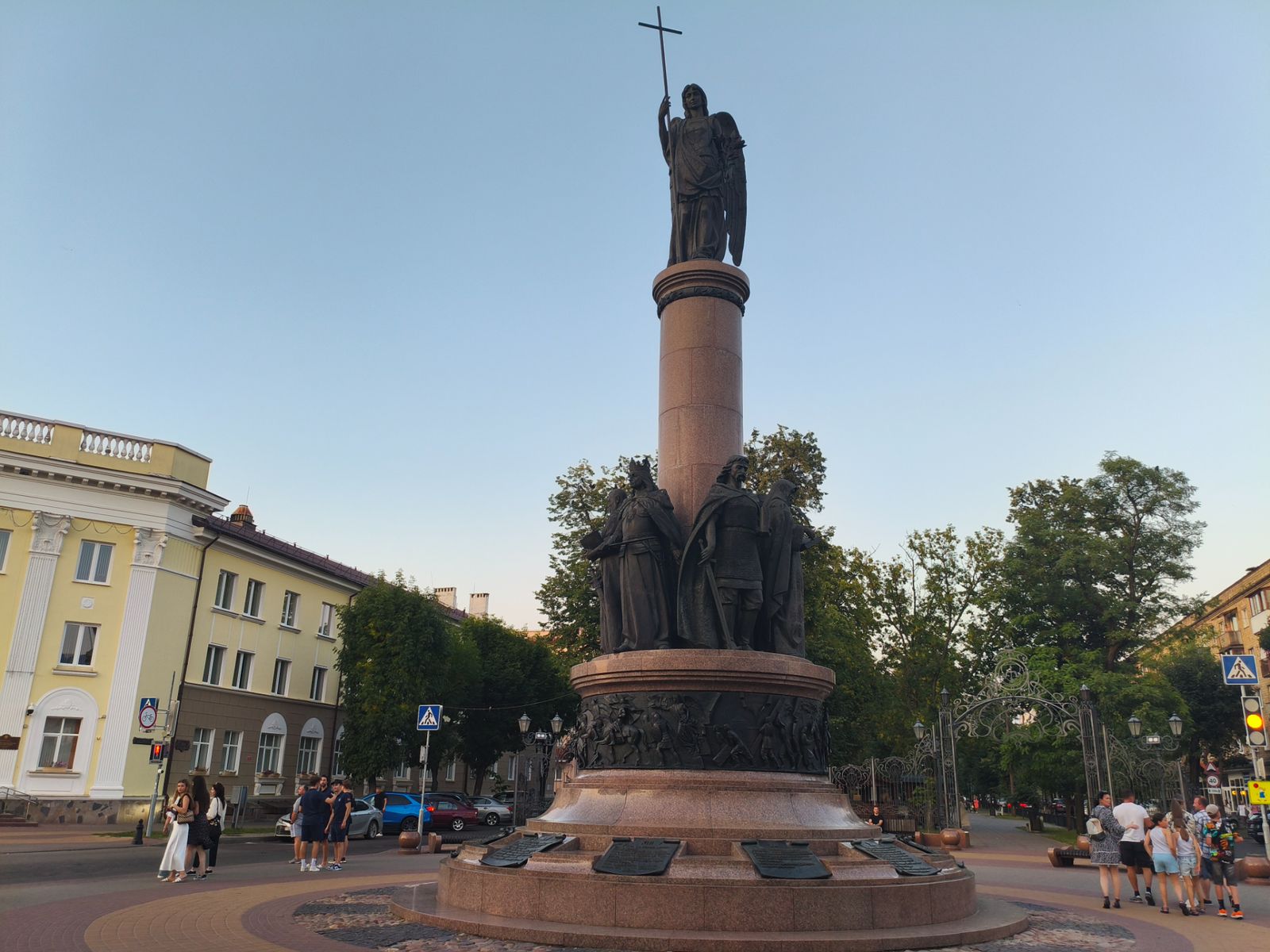 Памятник тысячелетия