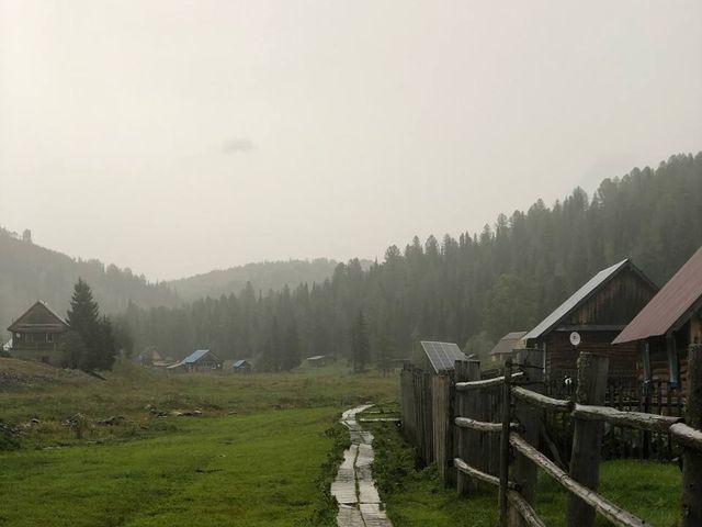 Обзорная экскурсия из Шерегеша к Малым Сарлыкам на болотоходах — фото 2