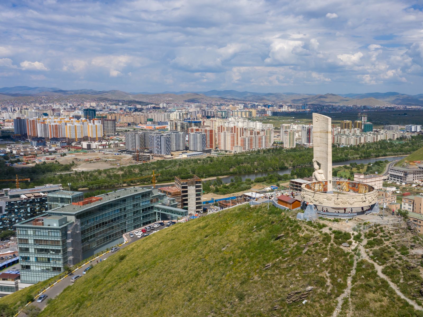 Мемориал на горе Зайсан-Толгой