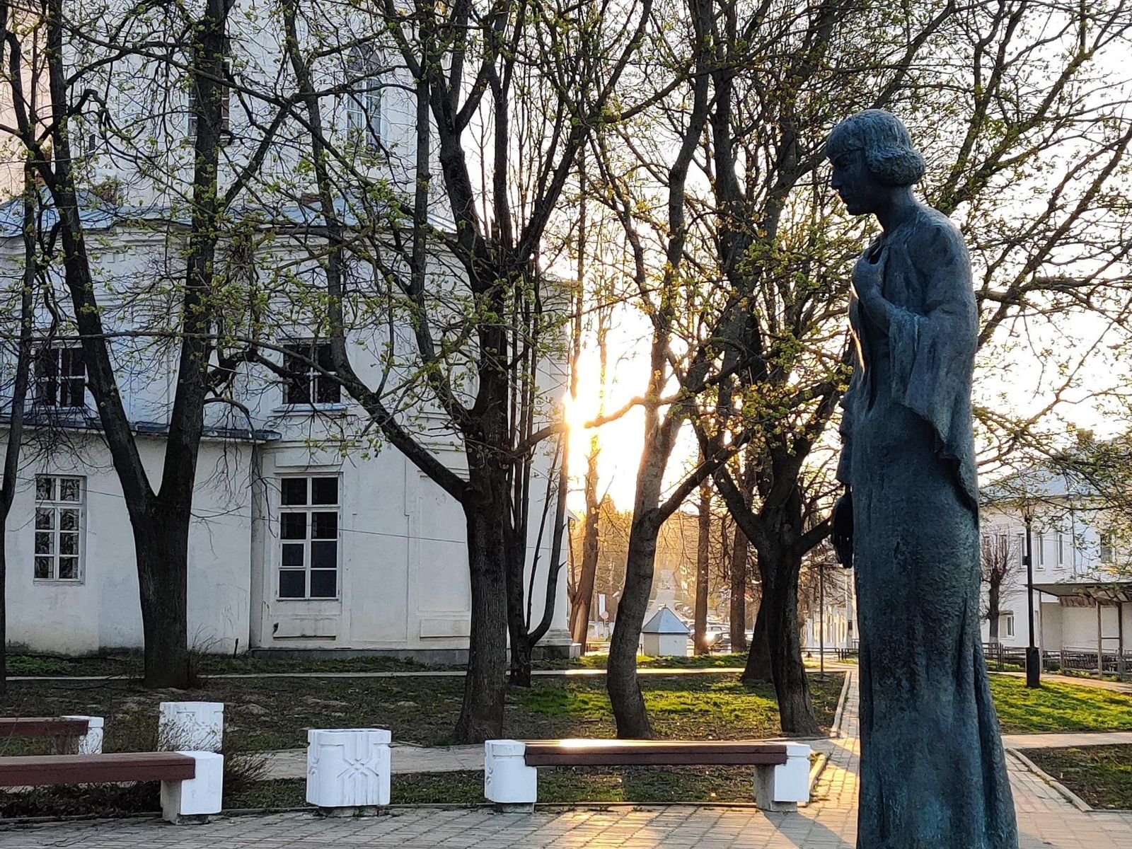 Памятник