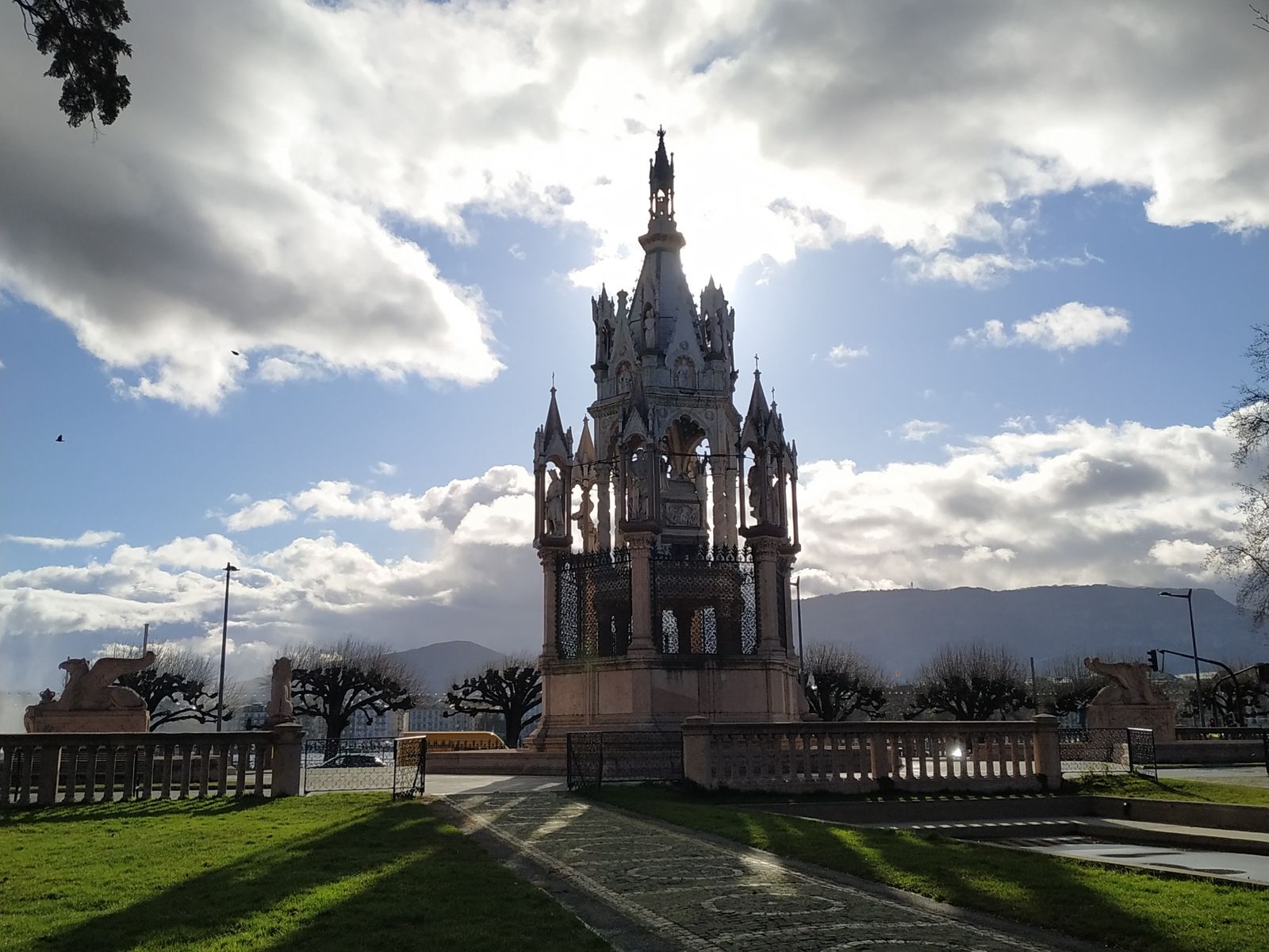 Monument Brunswick