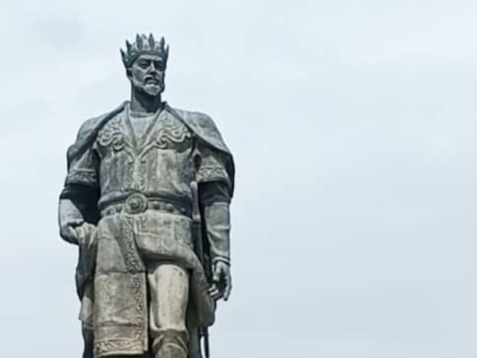 Памятник Тамерлану