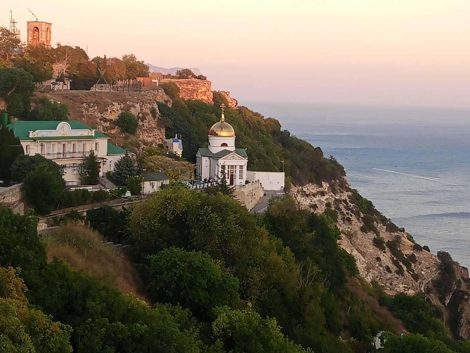 Георгиевский монастырь
