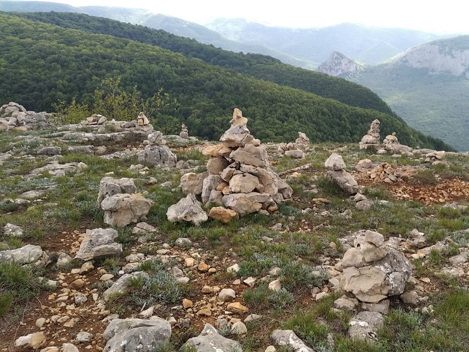 Город пирамид на смотровых площадках 