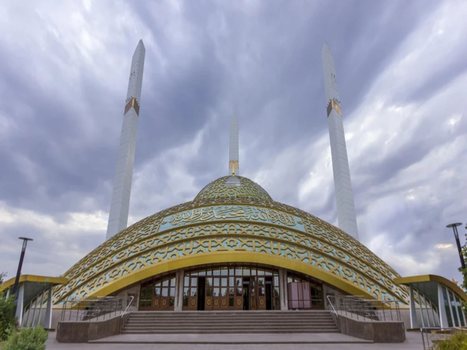 Мечеть Сердце матери в г. Аргун 
