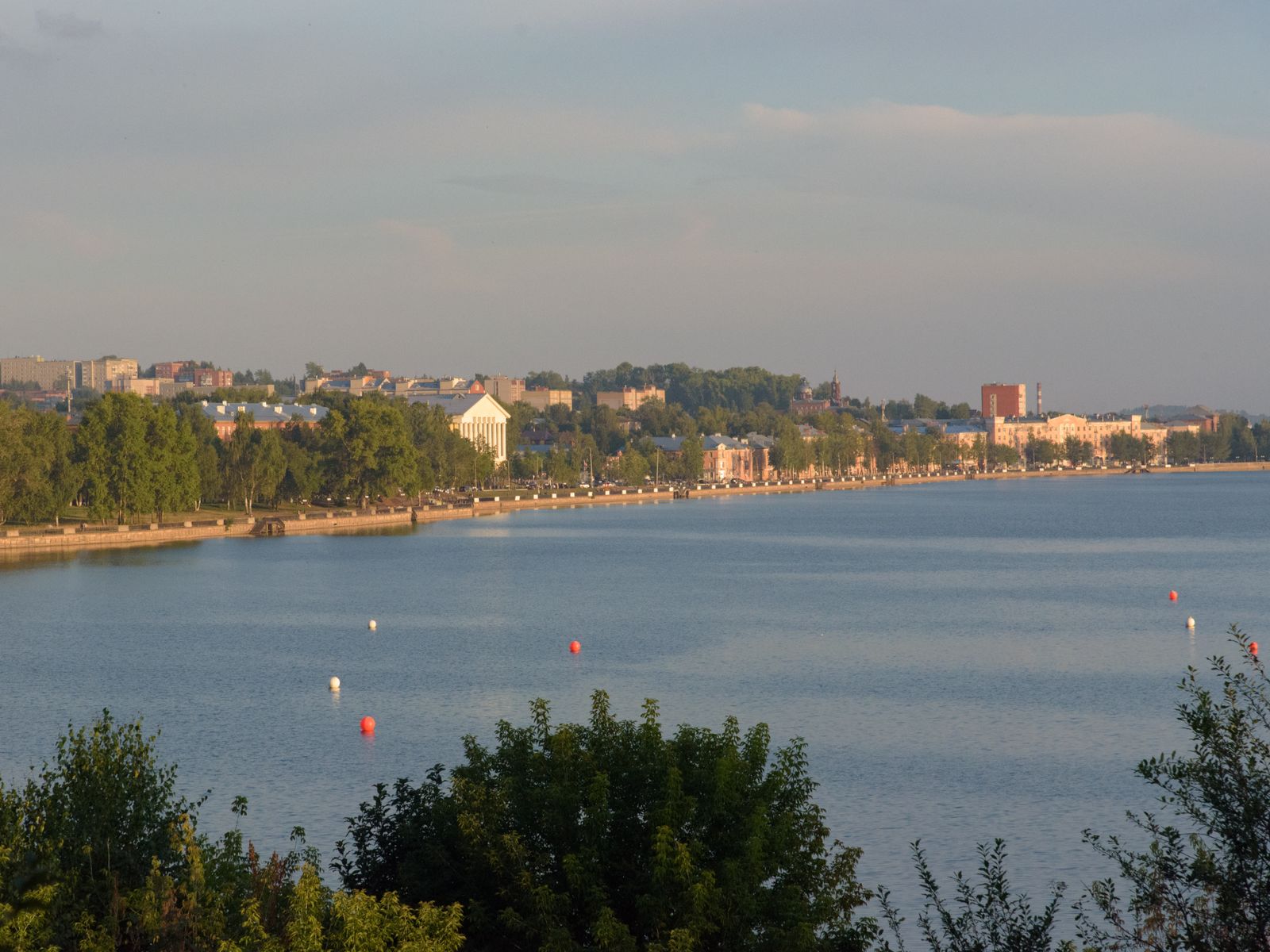 Река