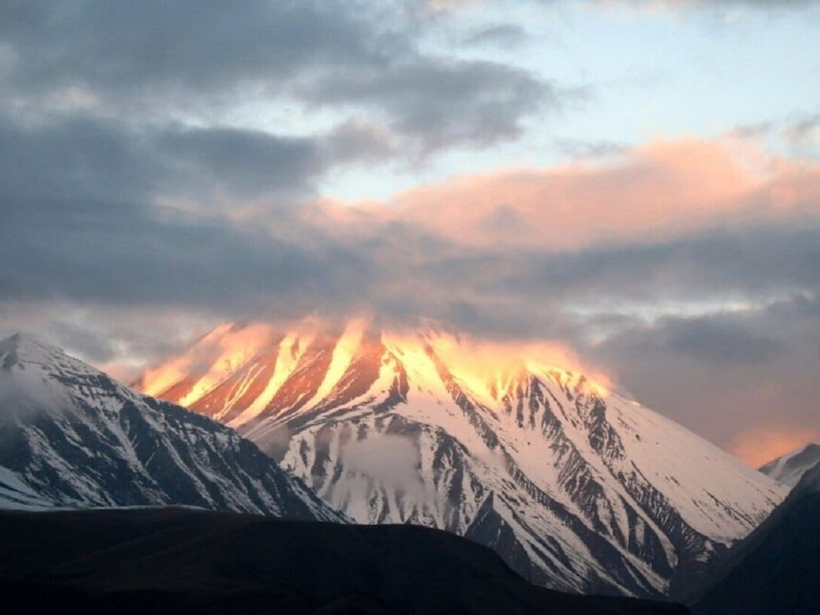 На закате