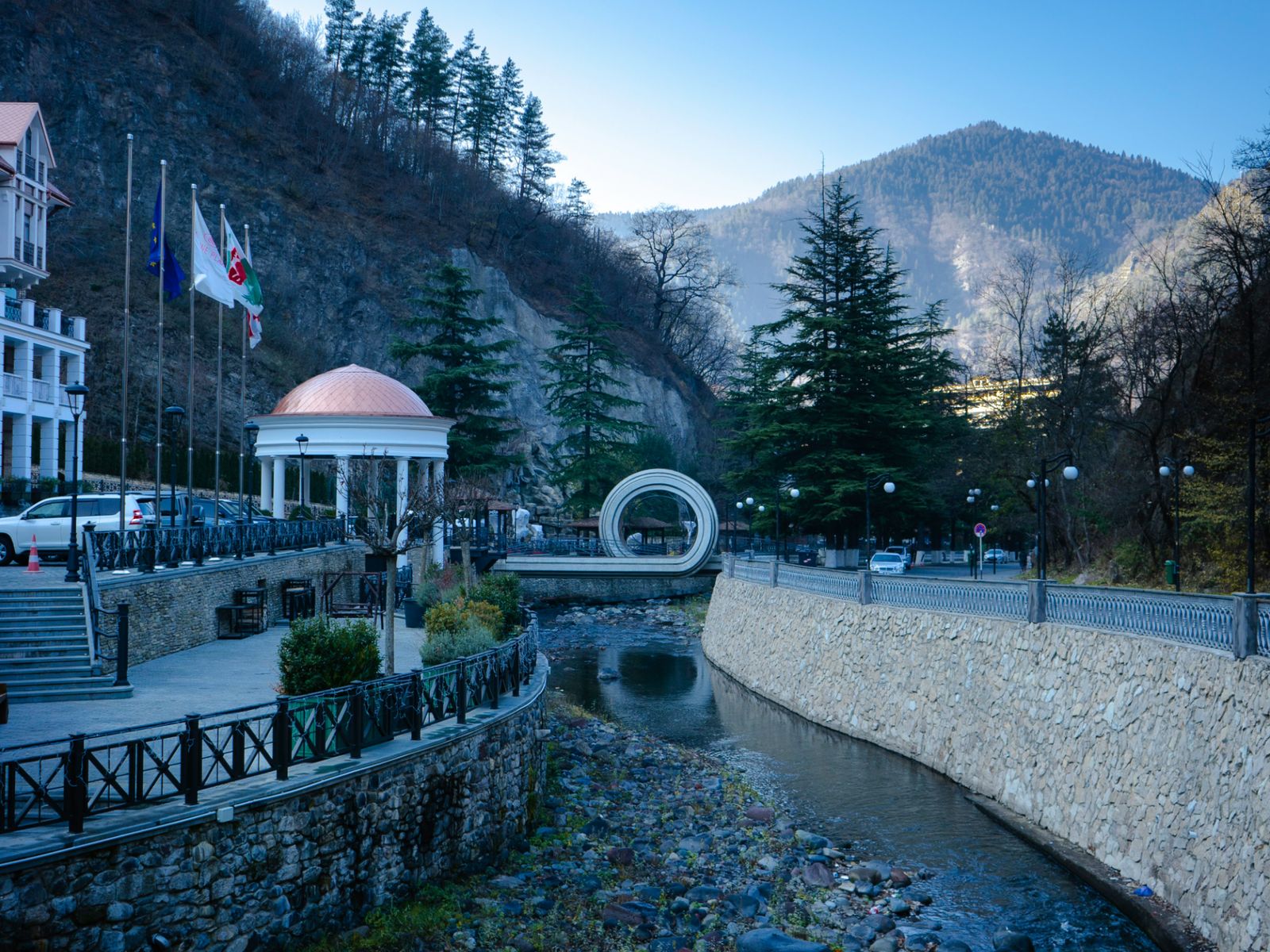 Набережная