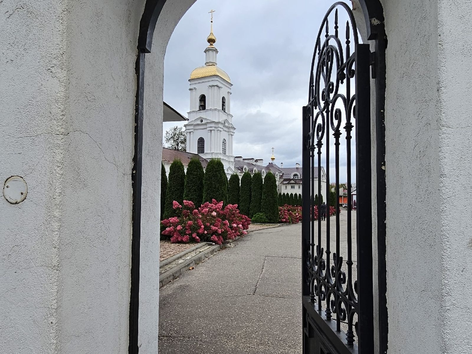 Храм