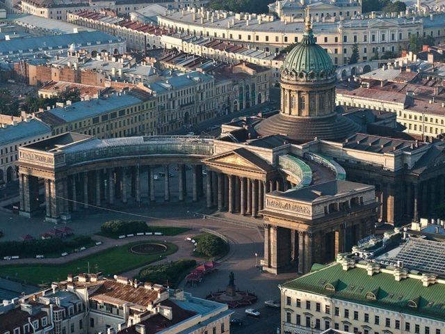 Индивидуальная обзорная экскурсия вокруг Казанского собора — фото 2