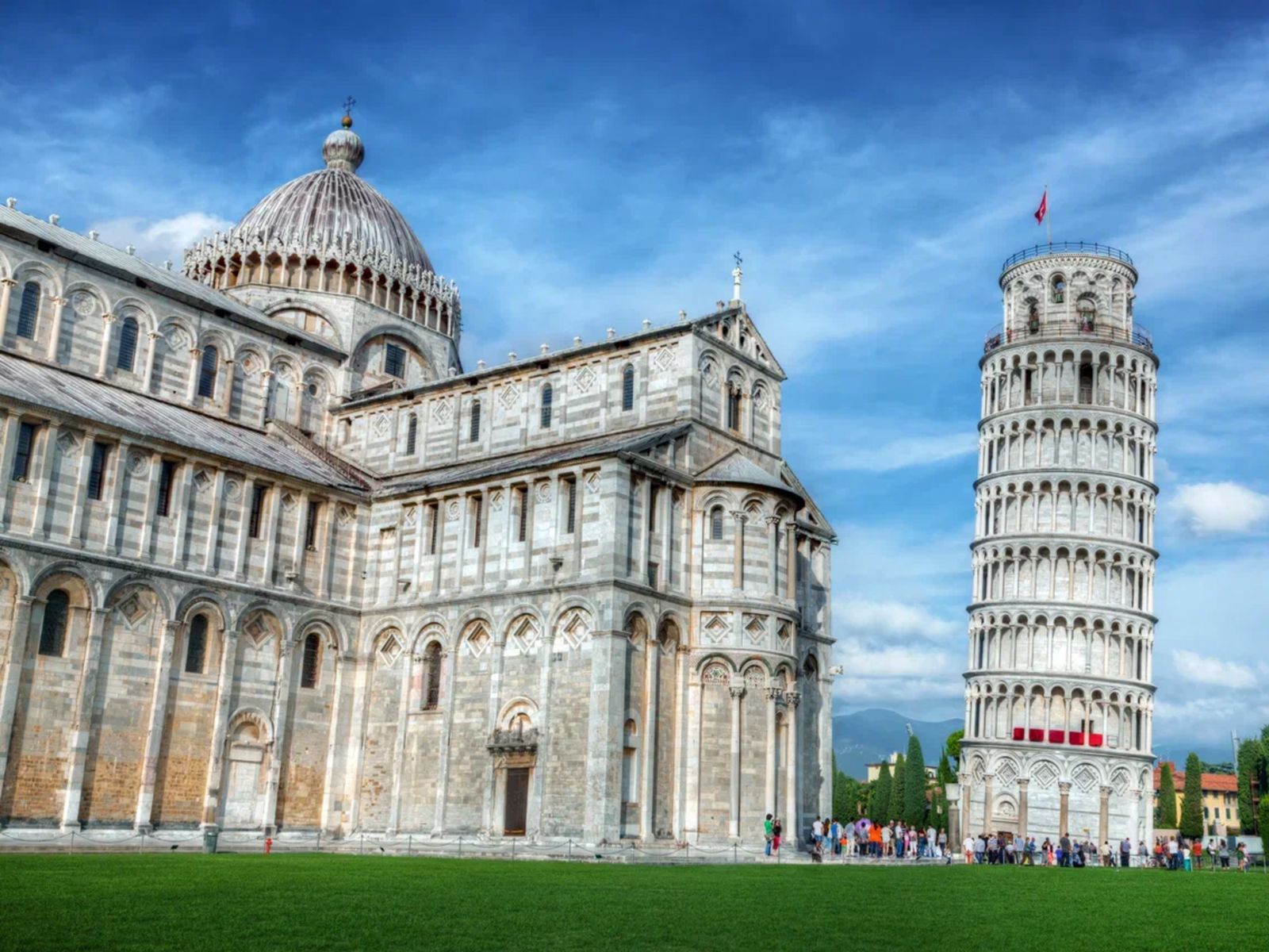 Собор и башня в Пизе