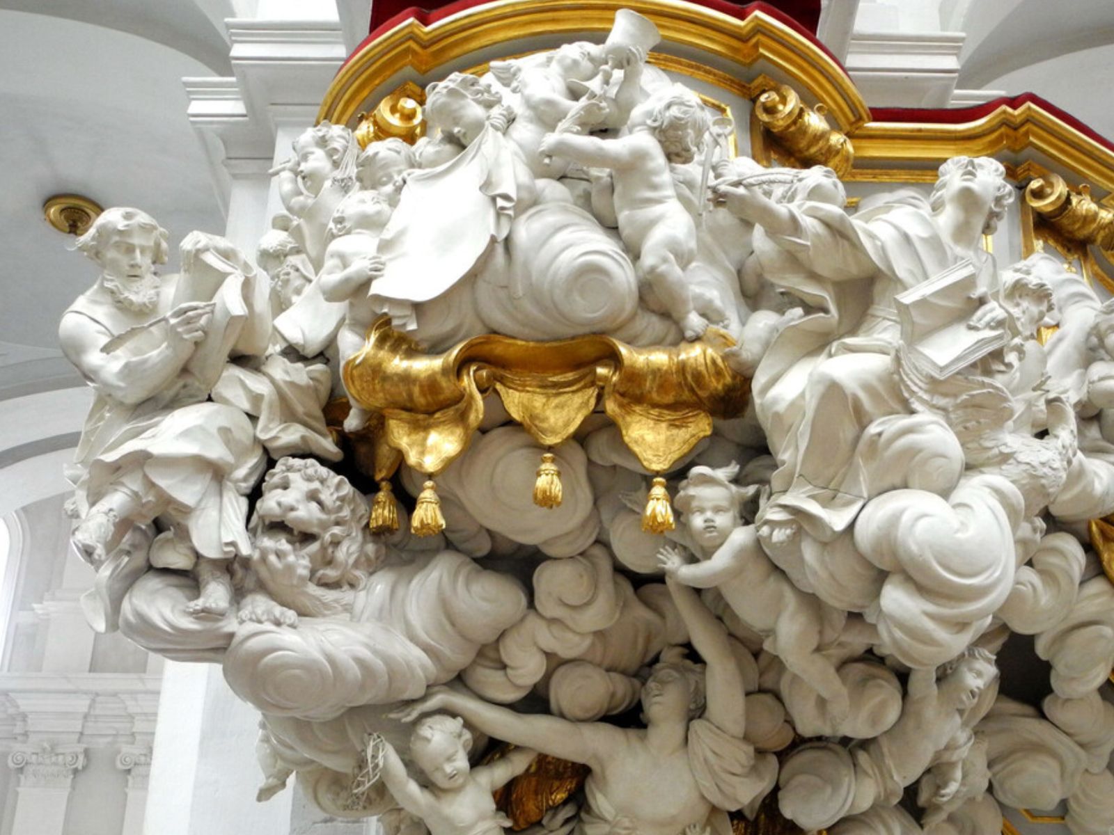 Скульптурная композиция