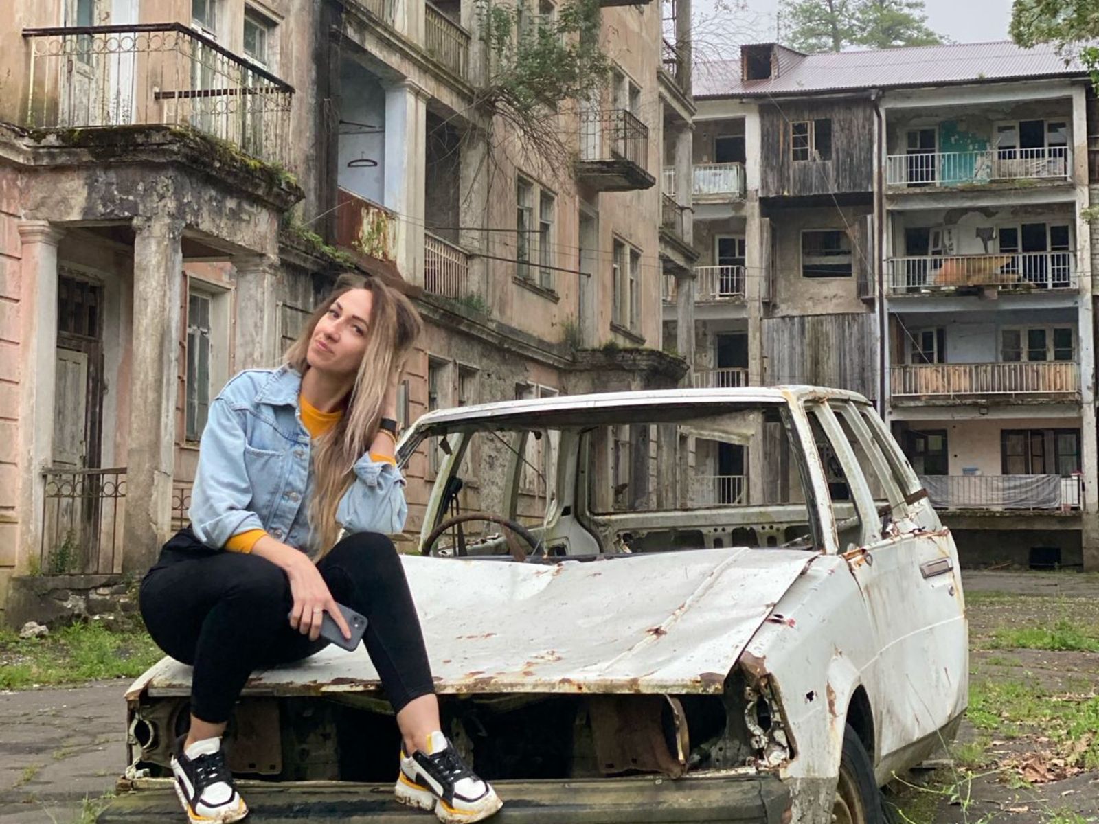 В заброшенном городе