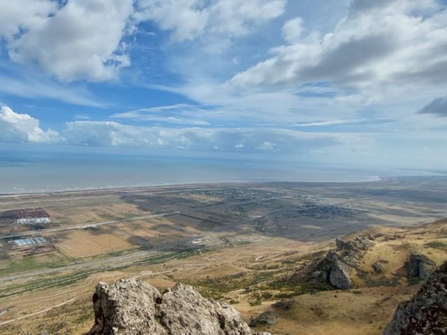 Обзорная экскурсия из Баку к Карамельным горам и горе Бешбармаг — фото 3
