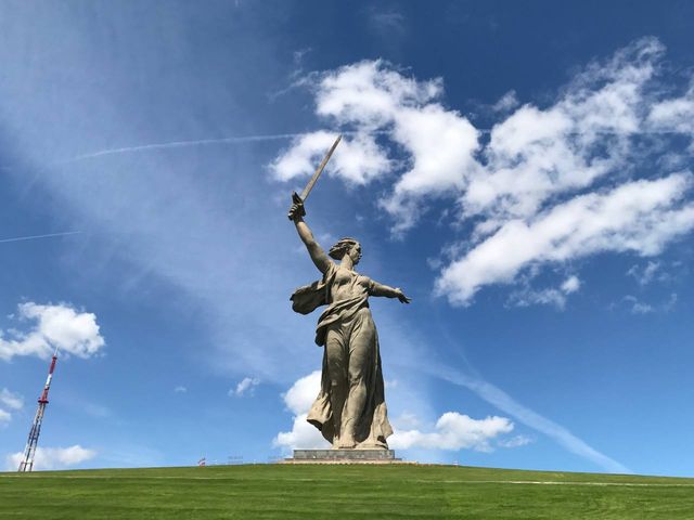 Групповая обзорная экскурсия на Мамаев курган в Волгограде — фото 2