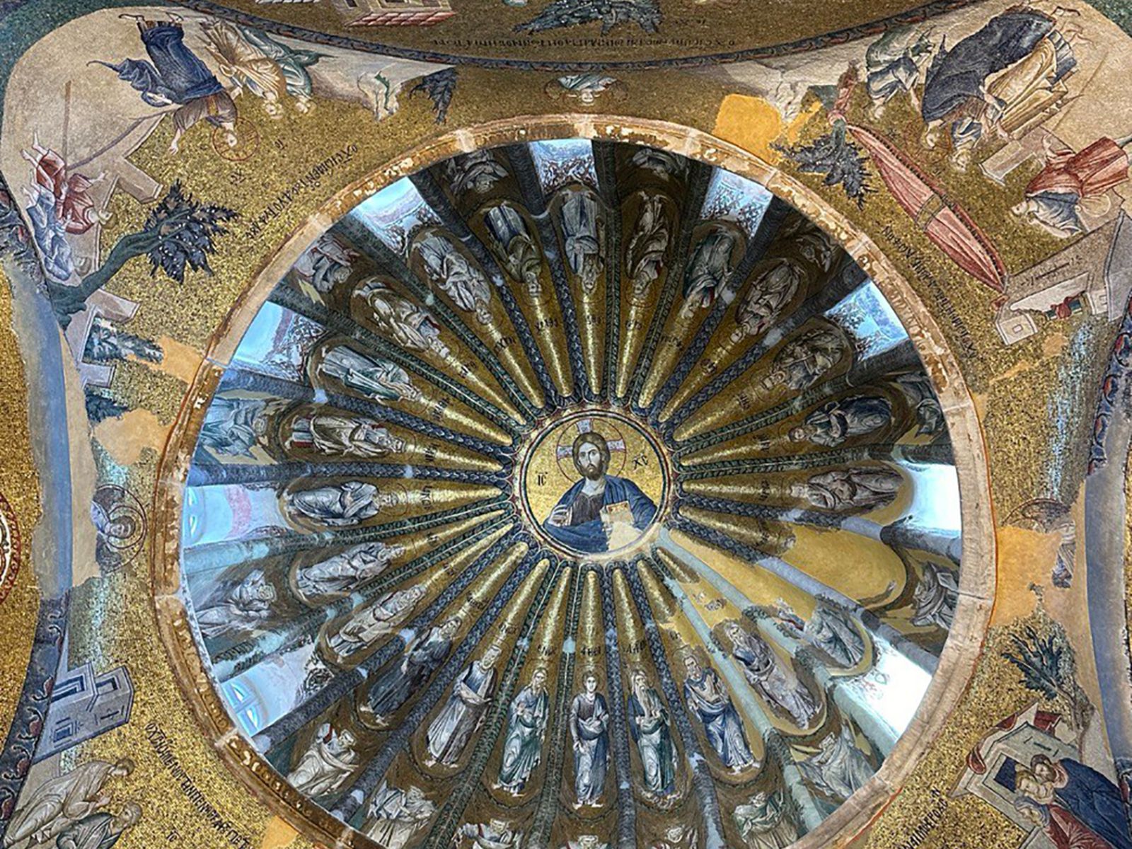 Фрески