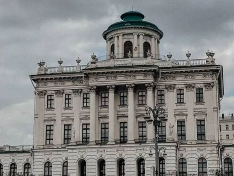 В Москве