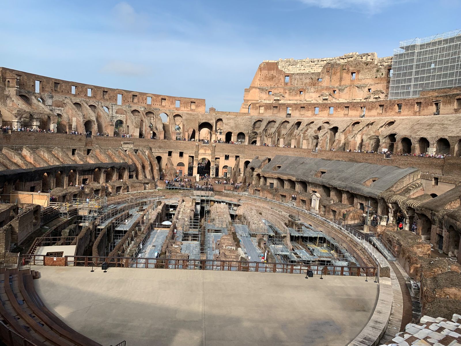 Вид сверху на арену