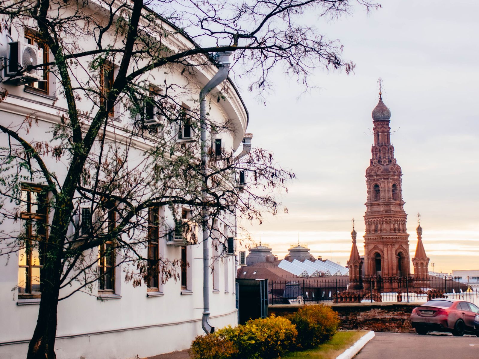 Вид на Богоявленский собор
