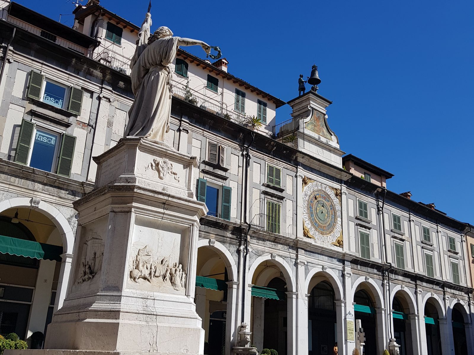 Пьяцца Лоджия