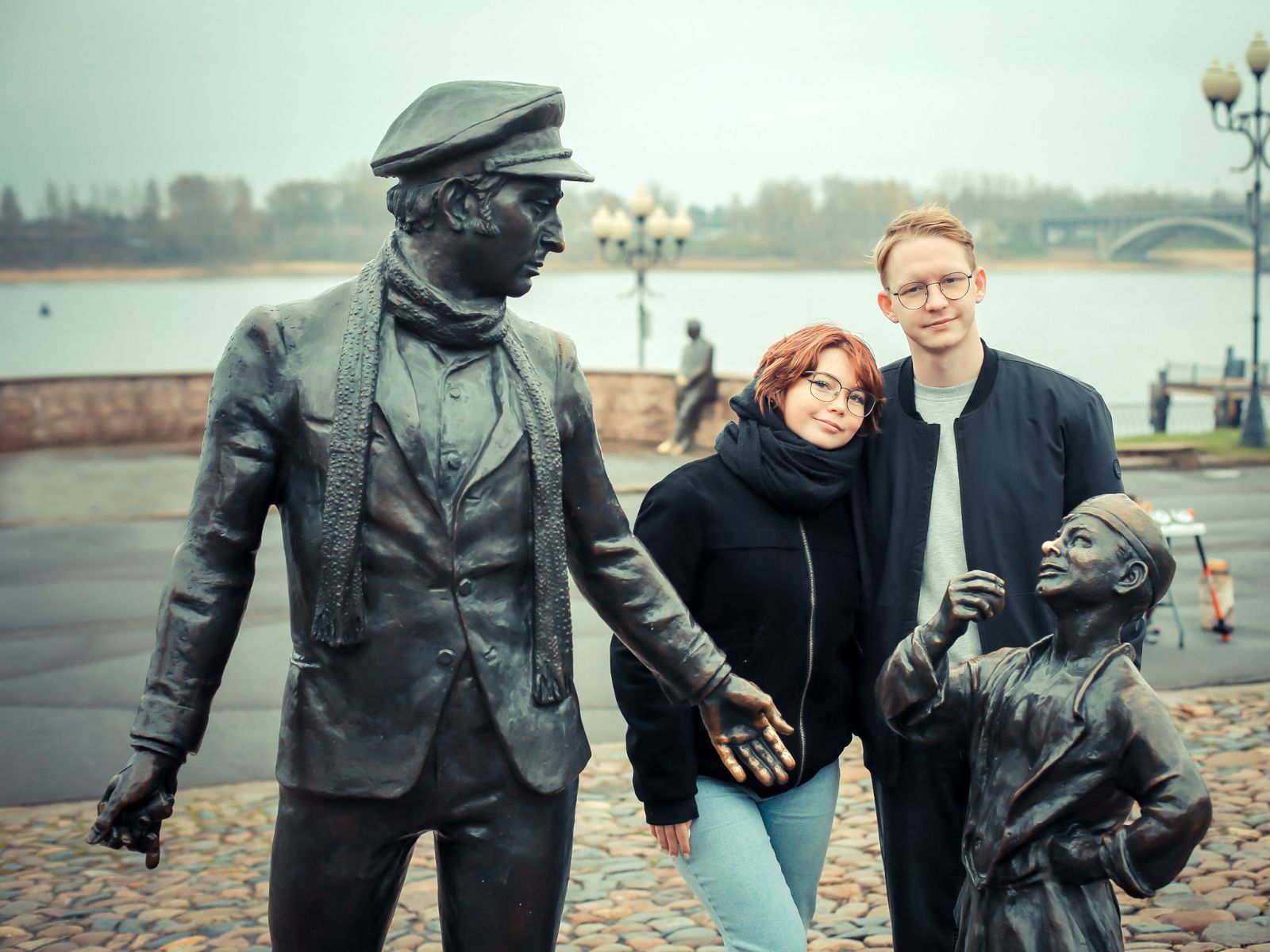 У скульптуры