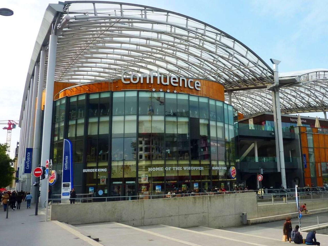 Обзорная экскурсия по кварталу Конфлюанс Smart Community в Лионе - индивидуальная экскурсия в Лионе пешком длительностью 2 часа с количеством участников до 10 человек цена экскурсии 185€