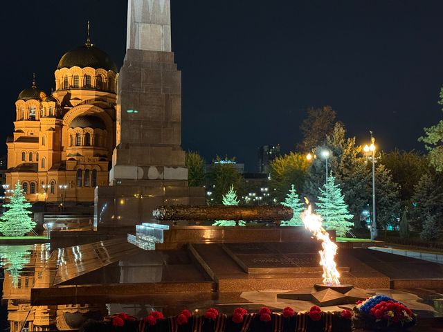 Вечерняя обзорная экскурсия в группе по Волгограду на автобусе — фото 2