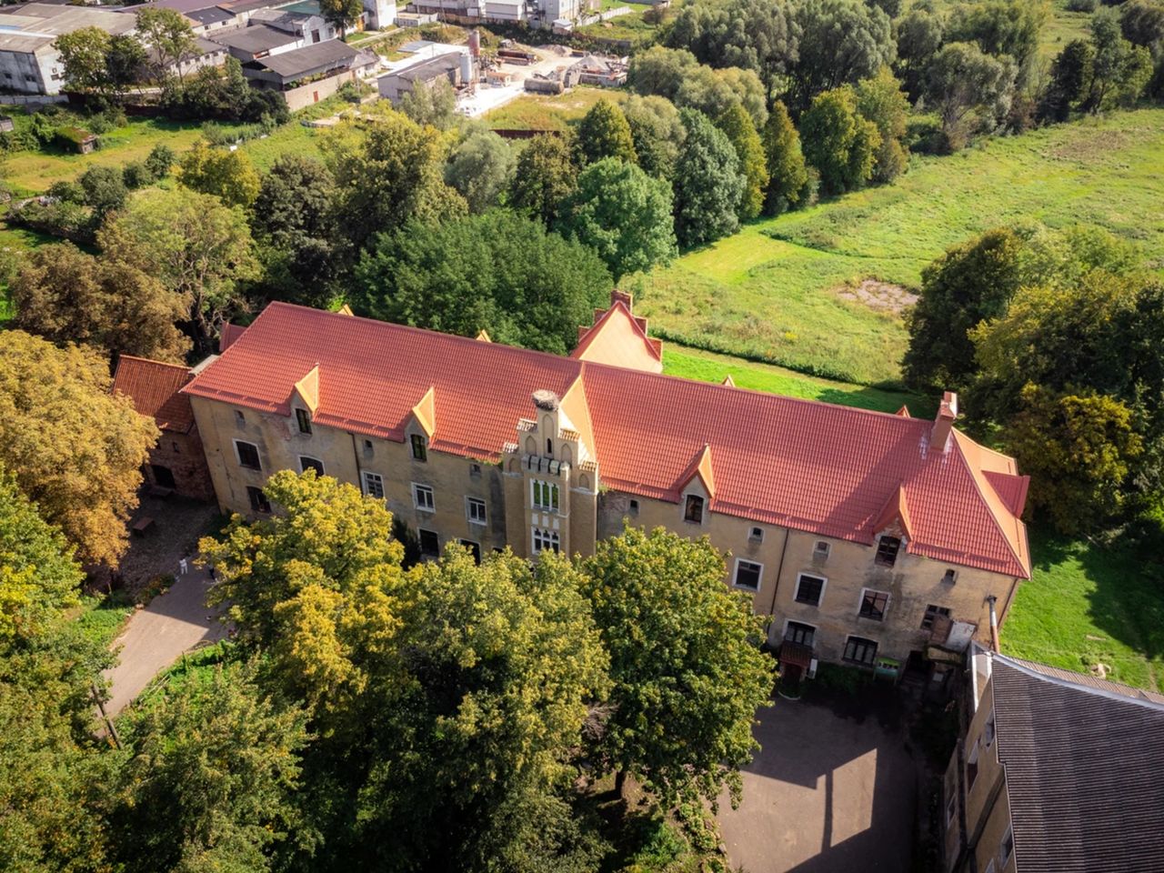 Групповая обзорная экскурсия в замки Тапиау и Вальдау + форт №1 - групповая экскурсия в Калининграде на автобусе длительностью 6 часов с количеством участников более 20 человек цена экскурсии 2600₽