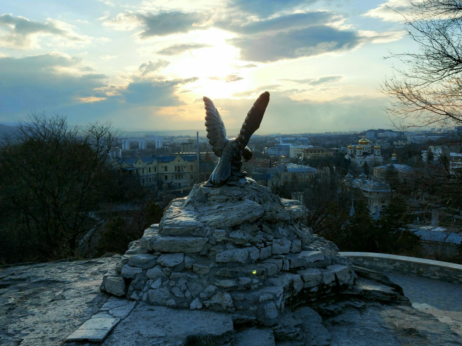 Орел - символ региона